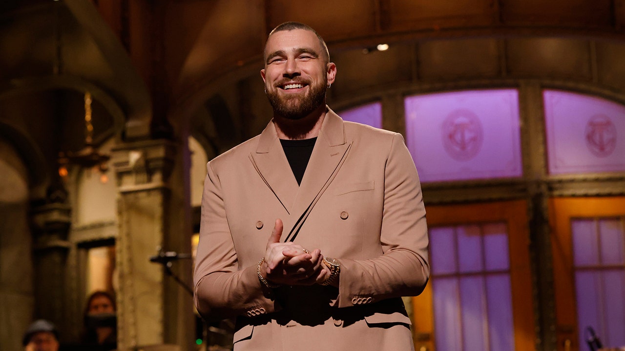 Read more about the article Chiefs’ Travis Kelce ‘excited’ to land game show-hosting gig in first regular TV series role