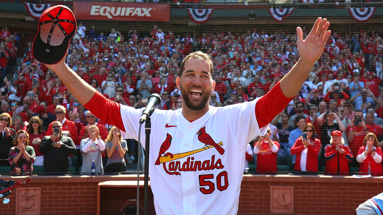 Read more about the article Ex-MLB star Adam Wainwright to make Grand Ole Opry debut, releases new single