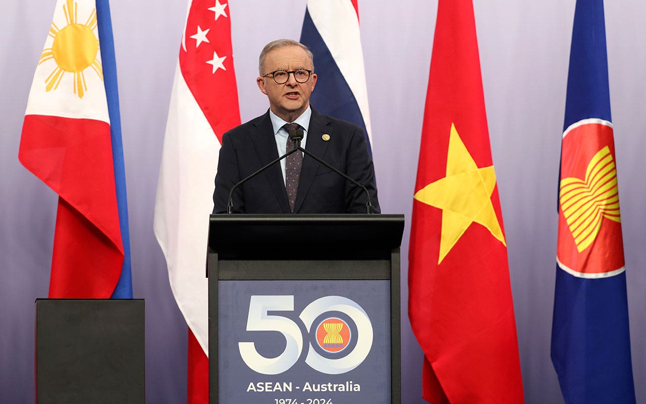 Australian PM voices concerns over South China Sea disputes at Asian summit