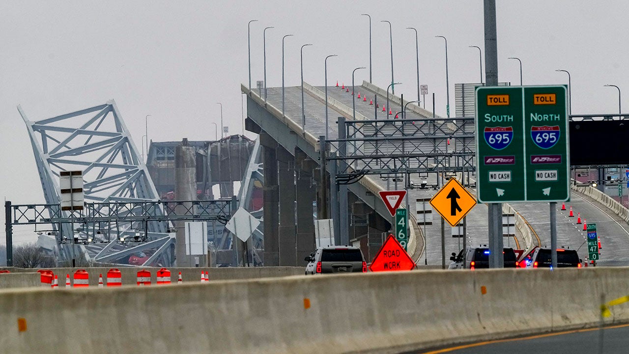 Read more about the article Man who crossed Baltimore bridge moments before collapse says he’s ‘really lucky’