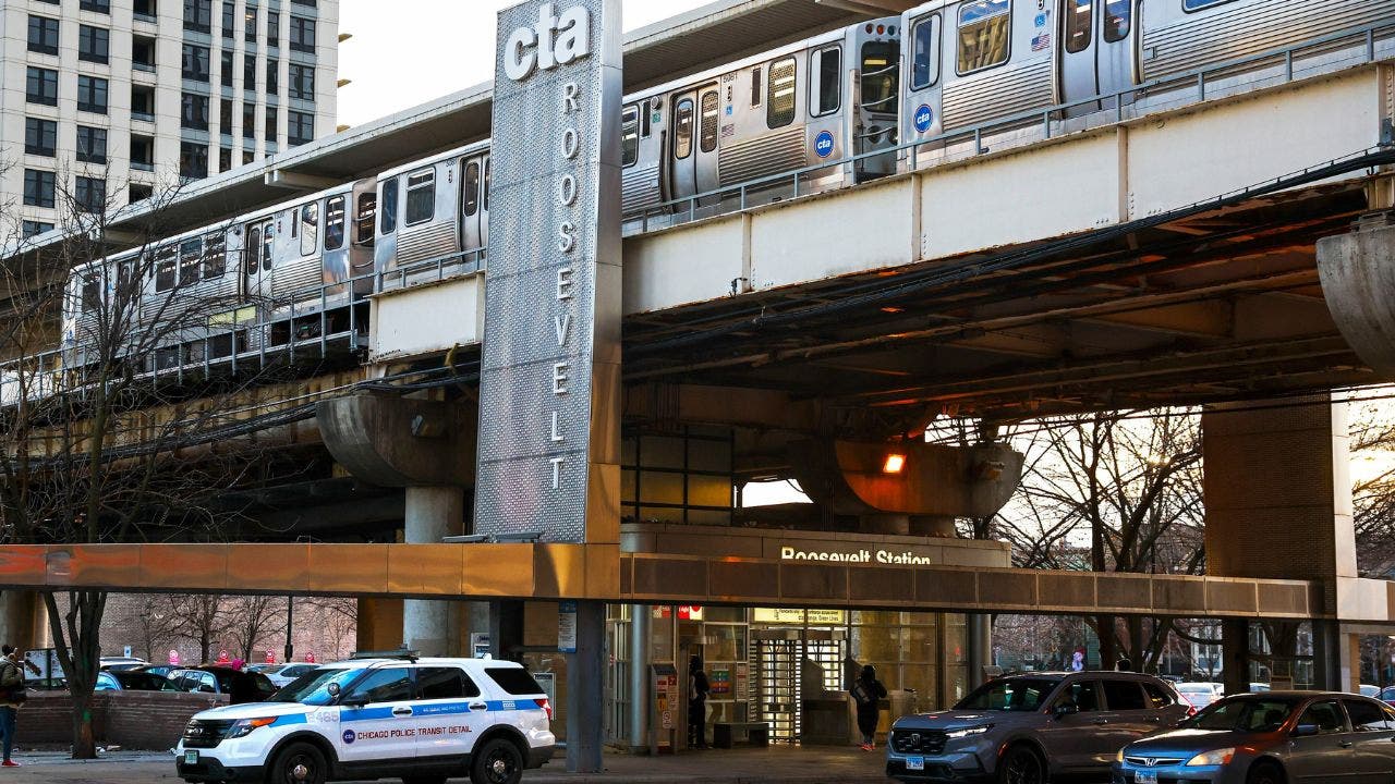 Union boss calls for National Guard rollout on Chicago’s transit system