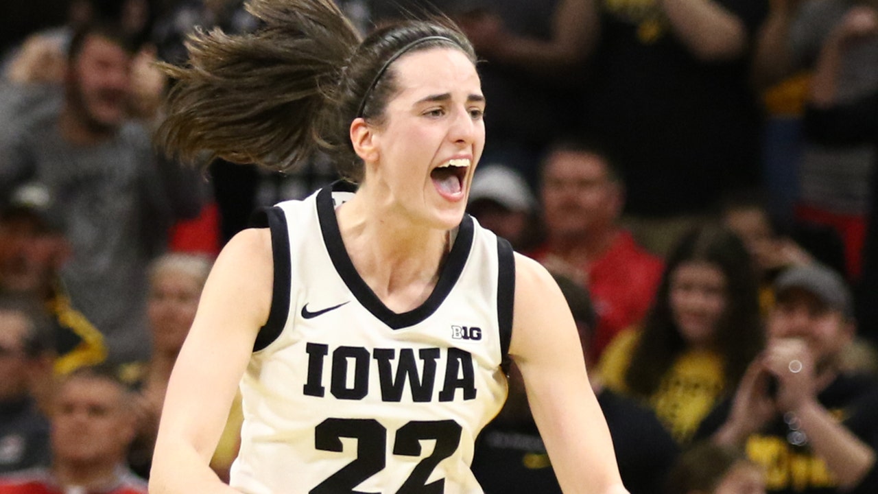 Read more about the article Iowa’s Caitlin Clark reflects after breaking NCAA scoring record: ‘Very grateful’