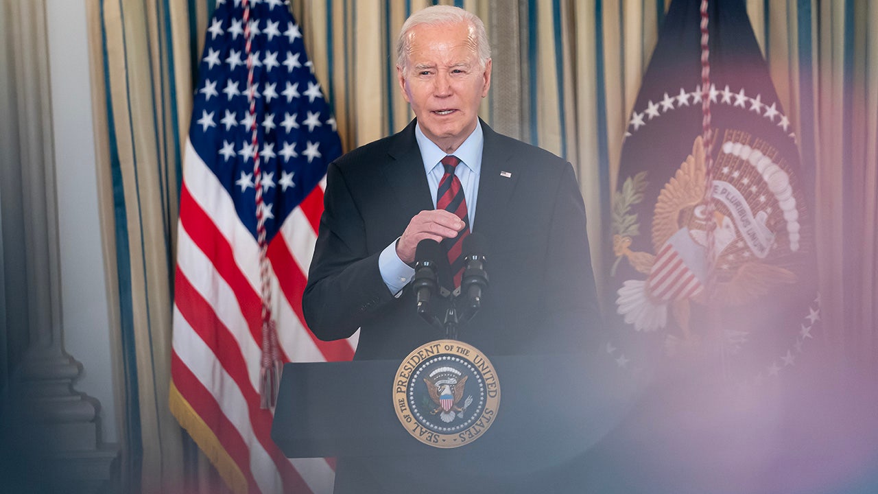 Read more about the article Biden won’t announce immigration executive action during State of the Union: official