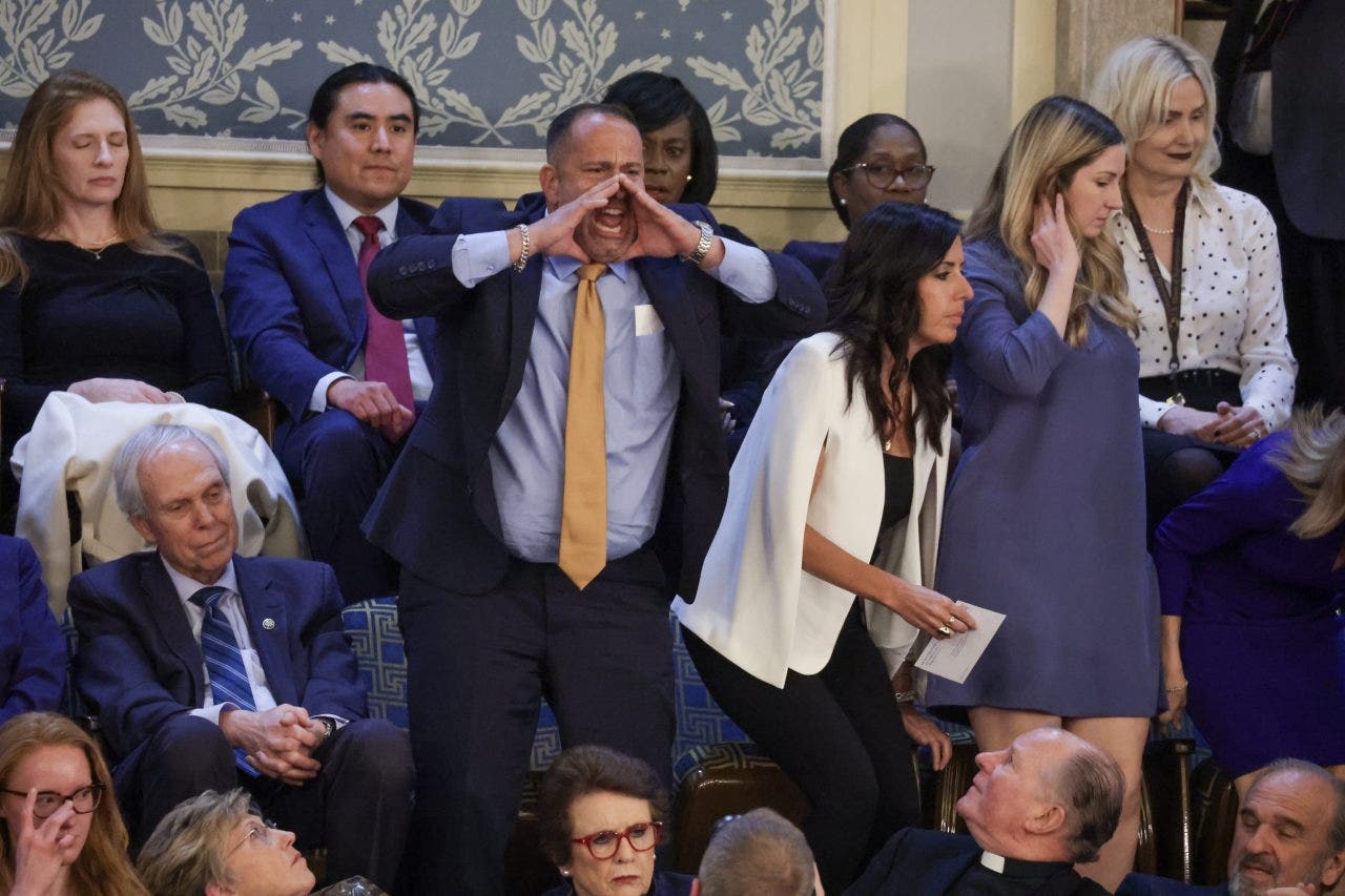 Gold Star dad Steve Nikoui arrested after heckling Biden at SOTU address