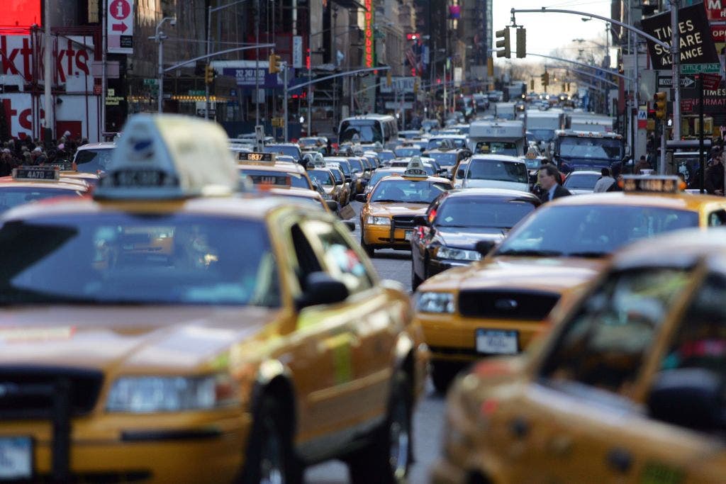 Read more about the article Board approves first-of-its-kind NYC traffic pricing program as GOP lawmaker vows to sue
