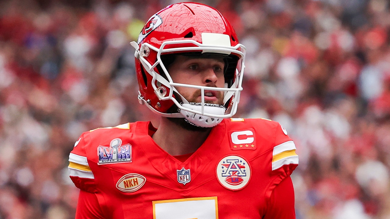 Read more about the article Chargers take aim at Chiefs’ Harrison Butker in schedule release video by depicting kicker in the kitchen