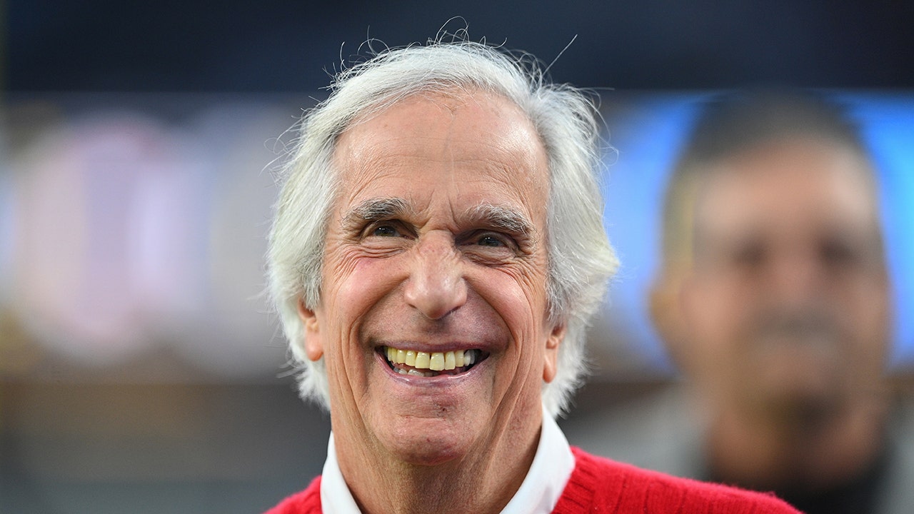 Henry Winkler reveals he's still waiting for Patrick Mahomes to take up ...