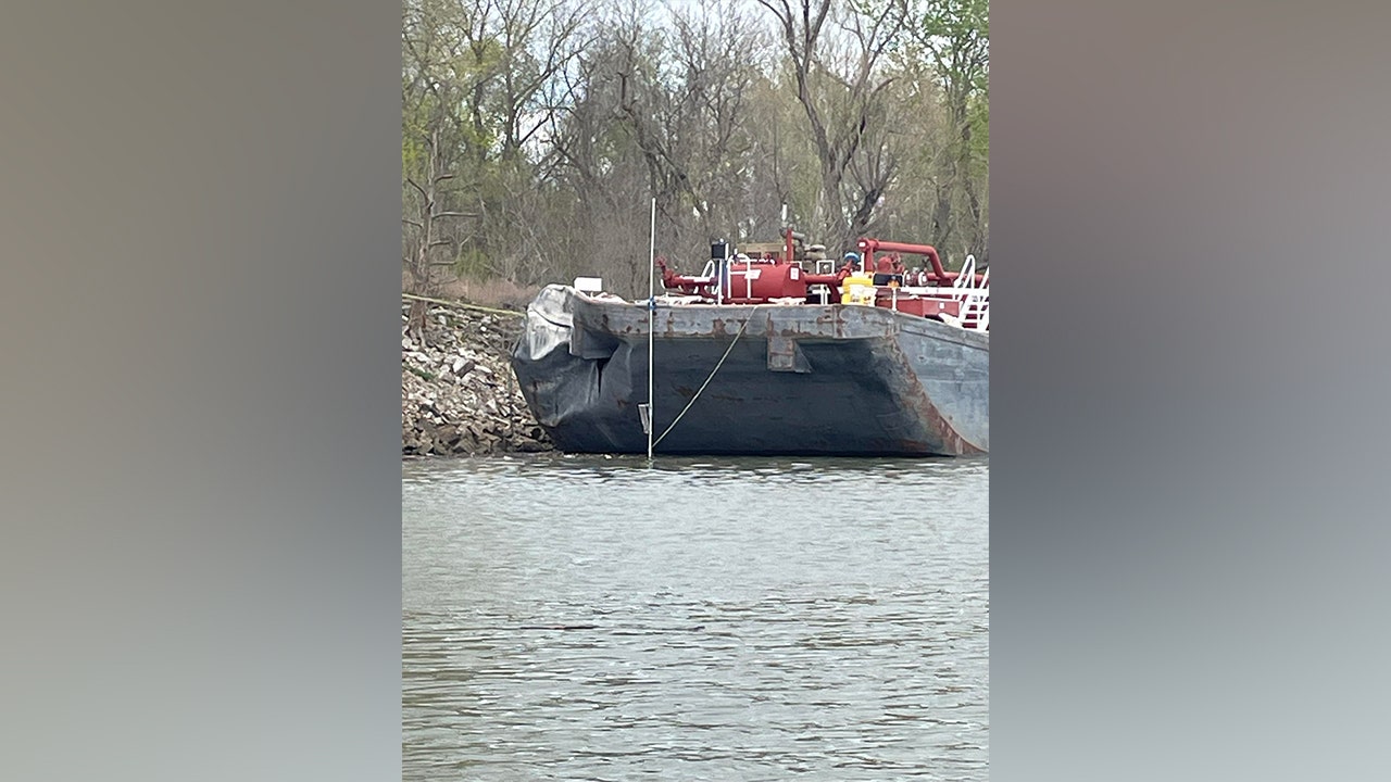 Barge Collides with Bridge in Oklahoma, Temporarily Shutting Down Highway