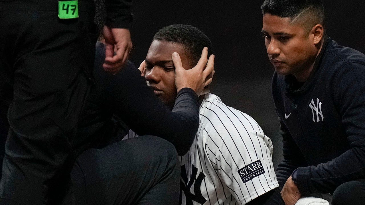 Read more about the article Yankees’ Oscar Gonzalez suffers scary eye injury in bizarre play during exhibition game