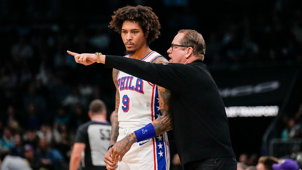 Read more about the article NBA fines 76ers’ Nick Nurse, Kelly Oubre Jr. for actions during heated confrontation with referees