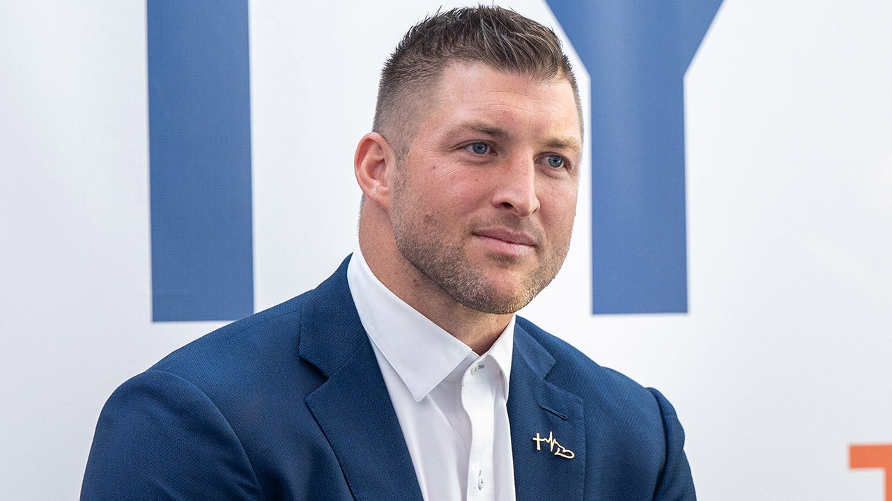 Tim Tebow Introduces Renewed Hope Act