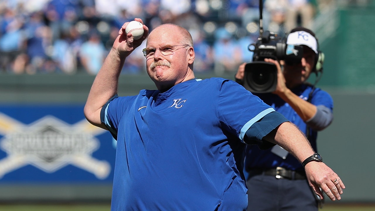 Chiefs’ Andy Reid impresses with perfect ceremonial first pitch at Royals’ Opening Day