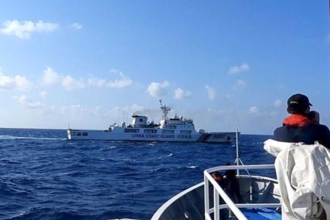 Read more about the article China’s coast guard attempts to block Philippine vessels carrying scientists