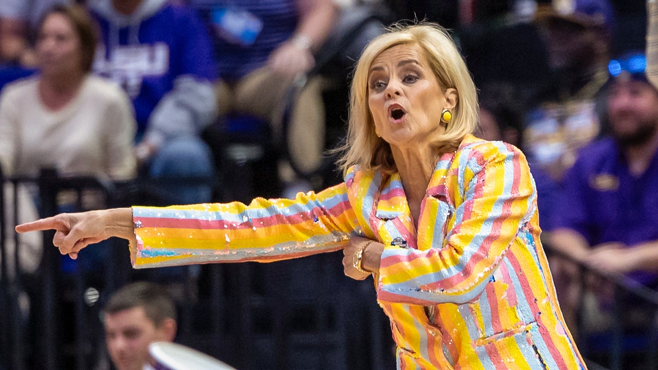 Read more about the article LSU’s Kim Mulkey says ‘sleazy reporter’ didn’t distract team in 2nd round win: ‘Absolutely not’