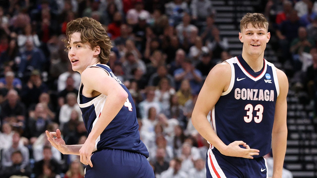 Read more about the article Gonzaga uses dominant second half against Kansas to reach ninth straight Sweet 16
