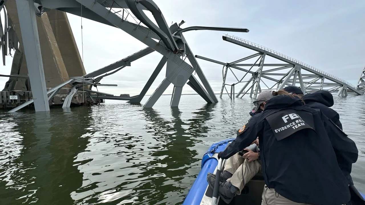 Read more about the article Maryland divers guided by sonar due to extreme poor visibility in Key Bridge repair