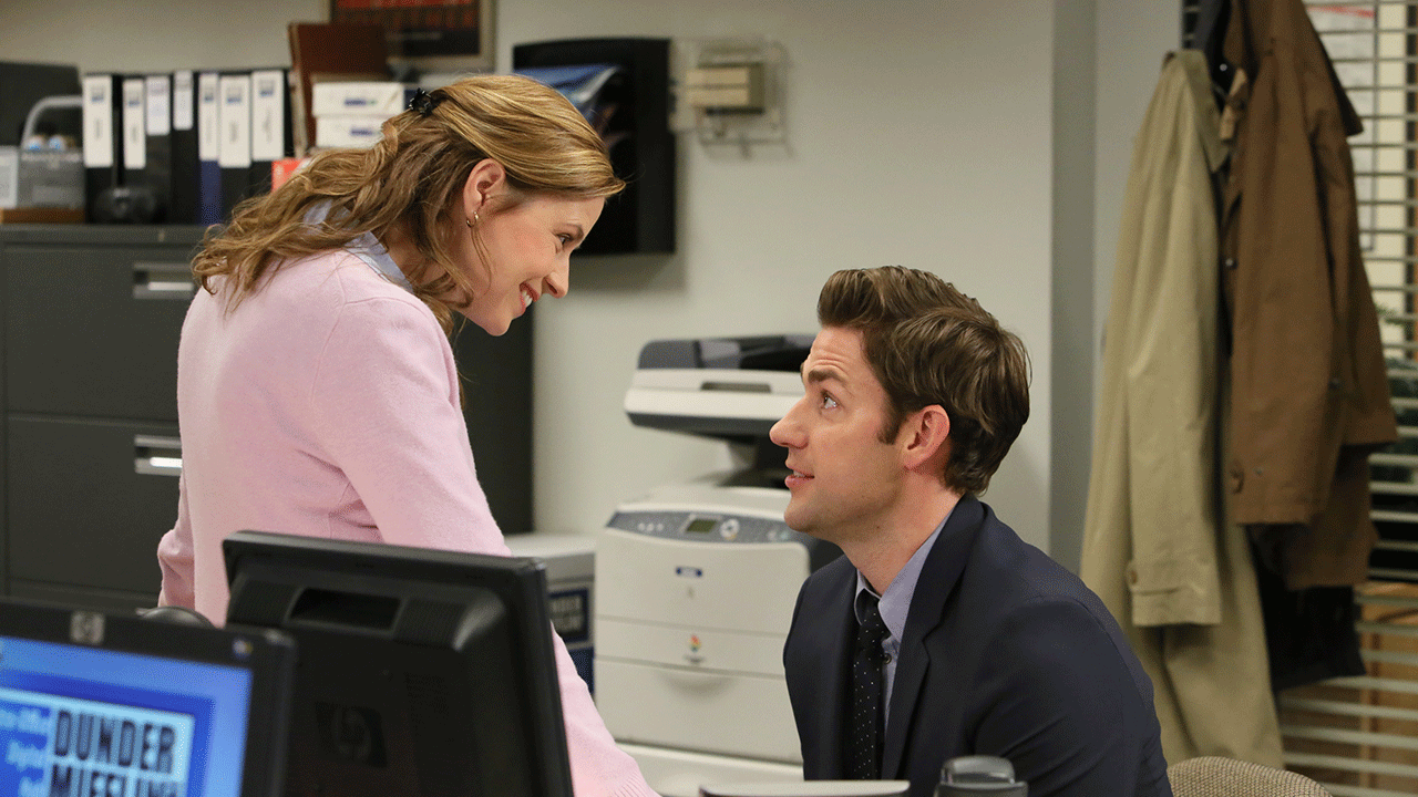 Jenna Fischer and John Krasinski as Pam and Jim in "The Office"