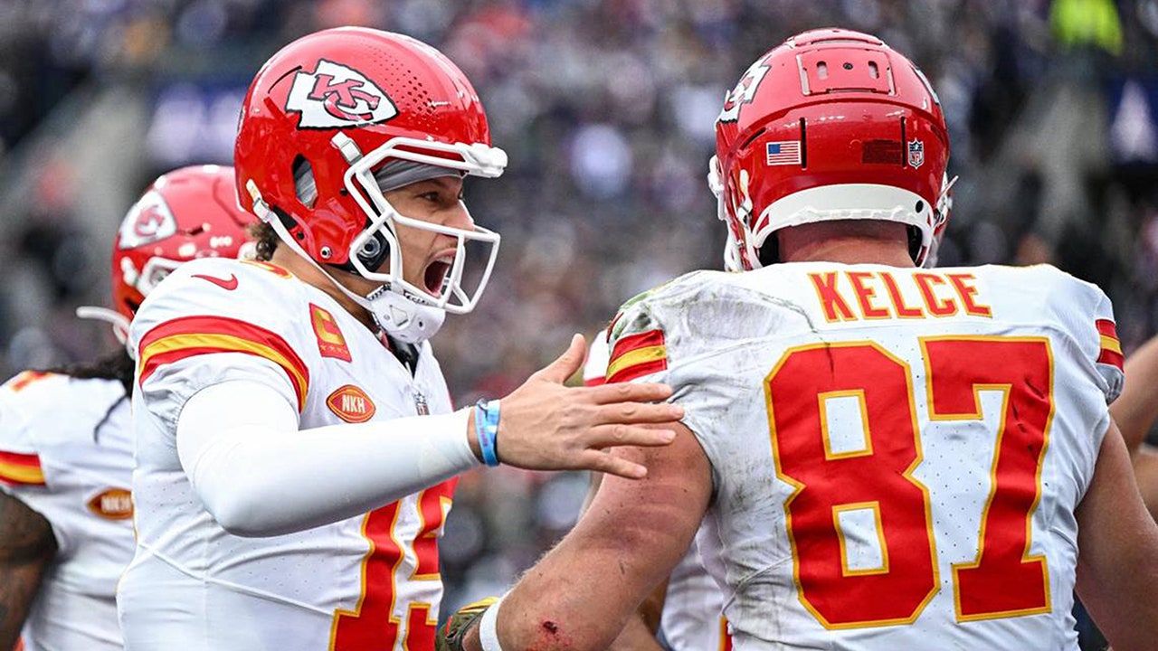 Read more about the article Chiefs stars Patrick Mahomes, Travis Kelce partner up to open Kansas City steakhouse