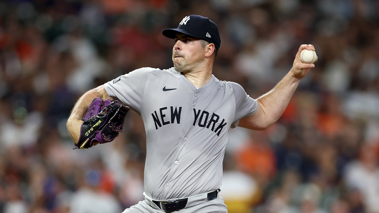 Read more about the article Yankees sweat through new Nike uniforms, prompting backlash: ‘A disgrace’