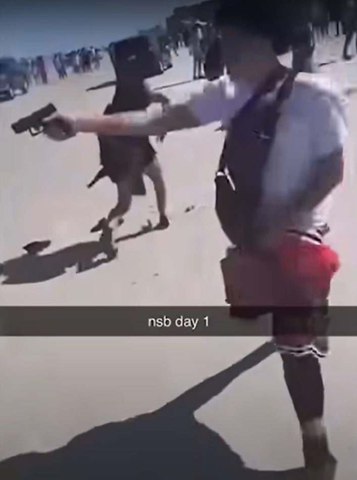 Read more about the article Teen sends Florida spring break into chaos after pulling gun on beach: bodycam video