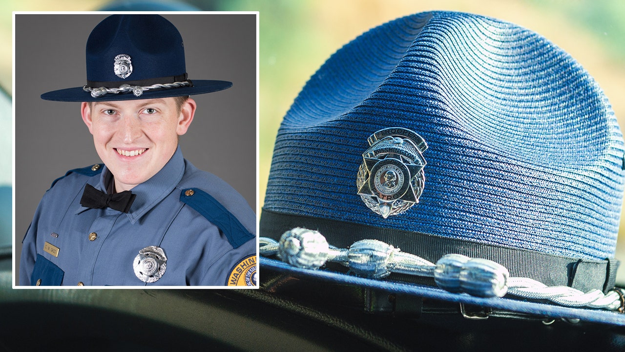 Read more about the article Washington state trooper killed in three-vehicle crash while searching for DUI drivers