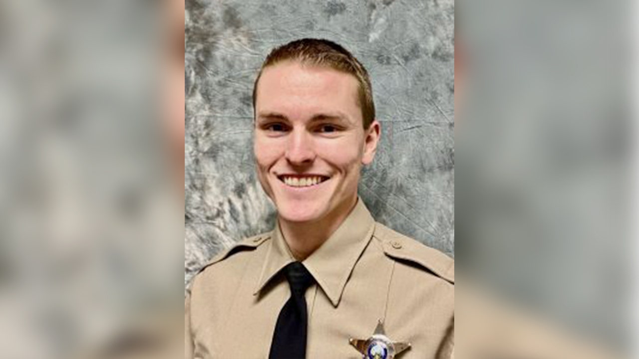 Idaho sheriff's deputy shot and killed during traffic stop: 'Our hearts break'
