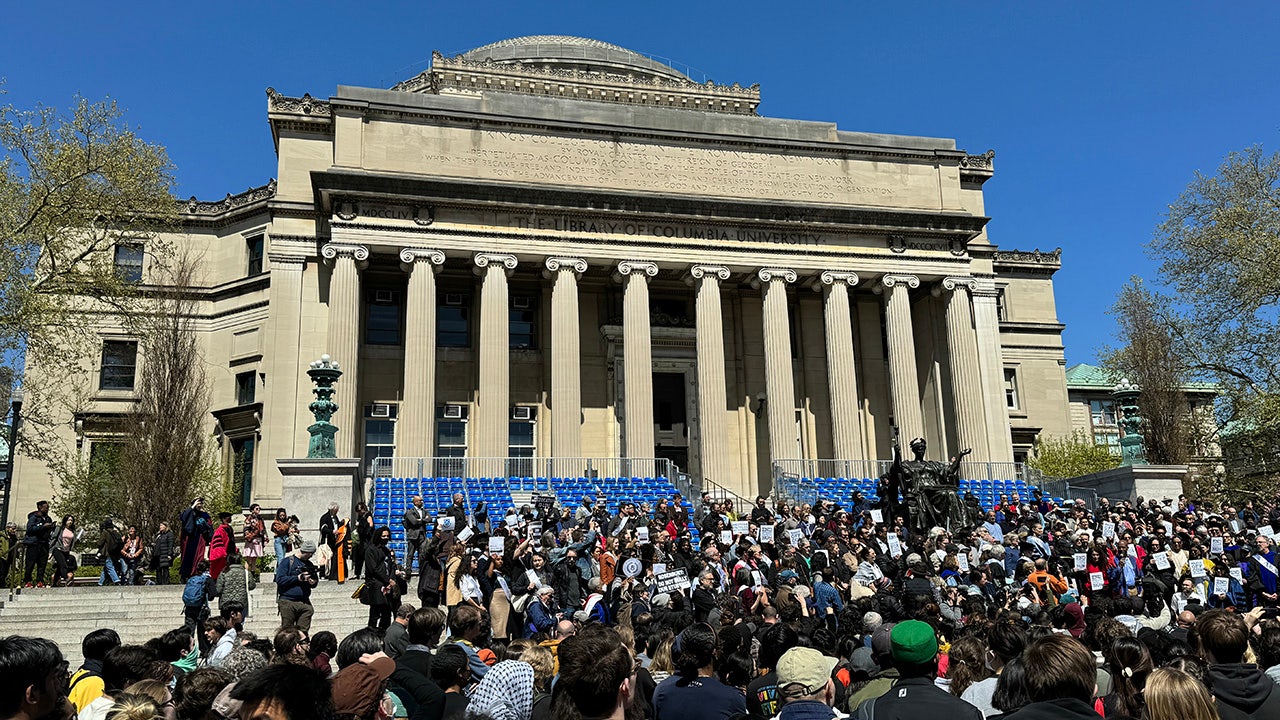 Columbia University moves to hybrid learning on main campus amid antisemitic protests