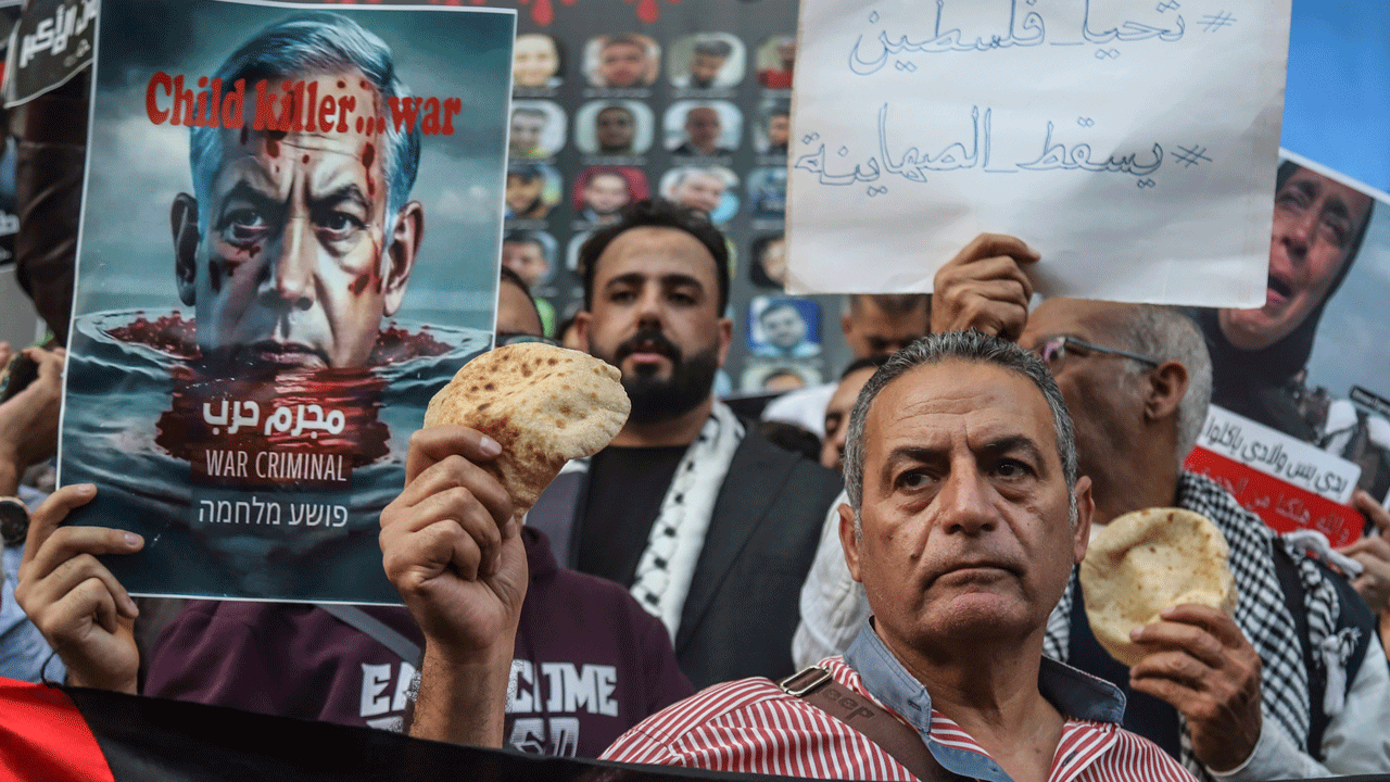 Egyptian authorities arrest 10 after a pro-Gaza rally calling for severing ties with Israel