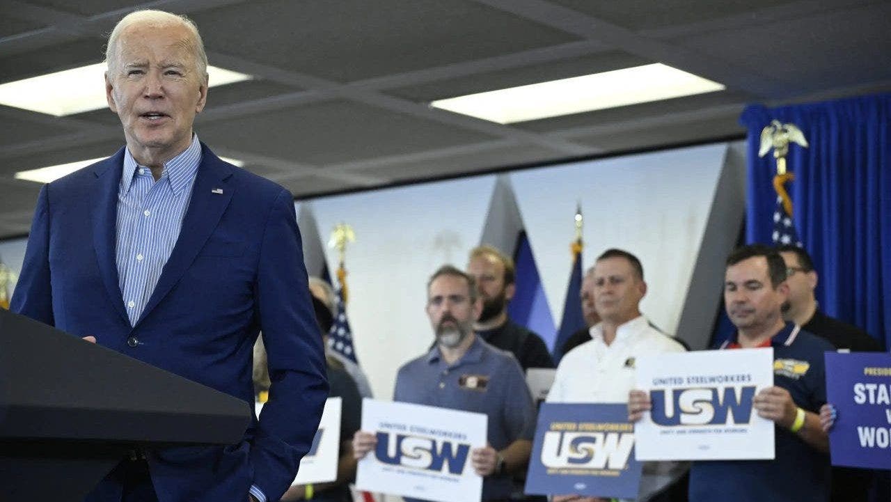 Read more about the article Biden mocks Trump for legal woes during United Steelworkers speech