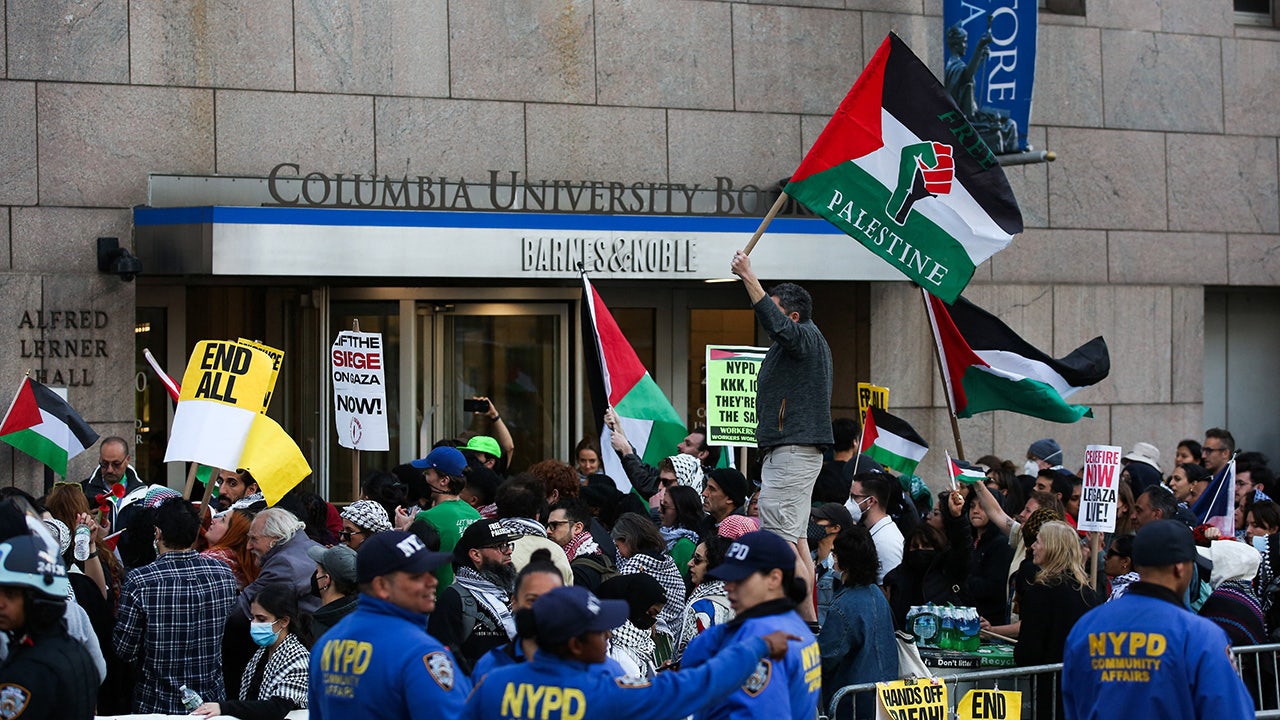 Read more about the article Columbia rabbi tells Jewish students to leave campus, warns that school, NYPD ‘cannot guarantee your safety’