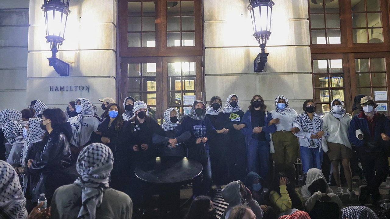 Antisemitic riot at Columbia reaches boiling point as agitators take over academic building, barricade doors