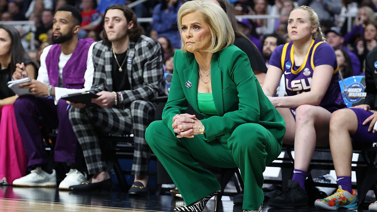 Read more about the article Kim Mulkey delivers ’emotional’ speech at LSU rally, reflects on ‘lies’ and ‘distractions’ throughout season