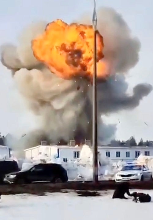 Read more about the article WATCH: Ukrainian drone strike creates huge fireball as Kyiv continues attack on Russian energy, weapons plants