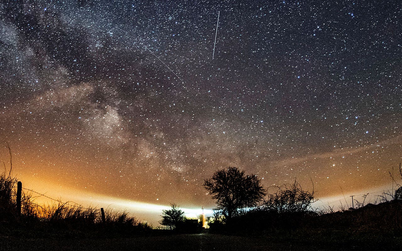 Lyrid meteor shower peaks this weekend: How to catch a glimpse