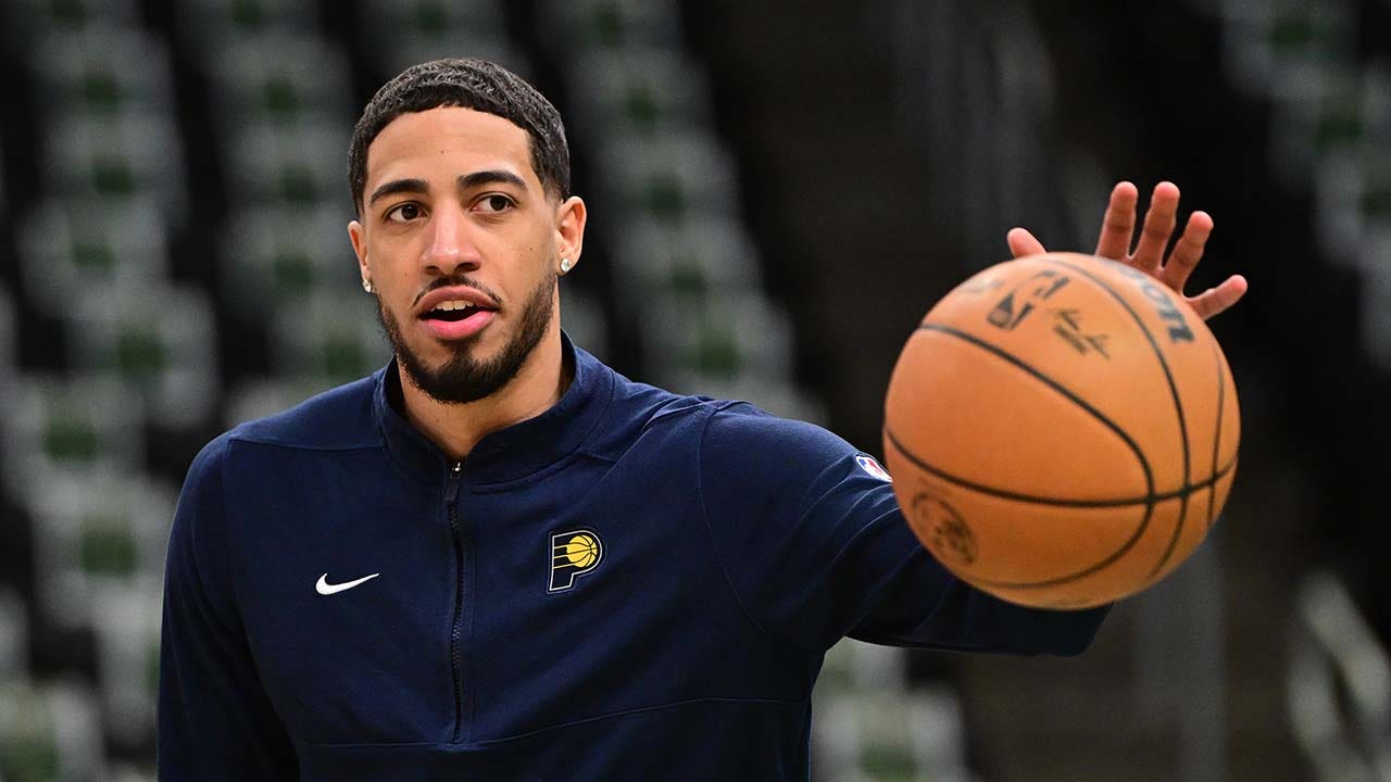 Read more about the article Pacers’ Tyrese Haliburton says racial slur hurled at younger brother during playoff game