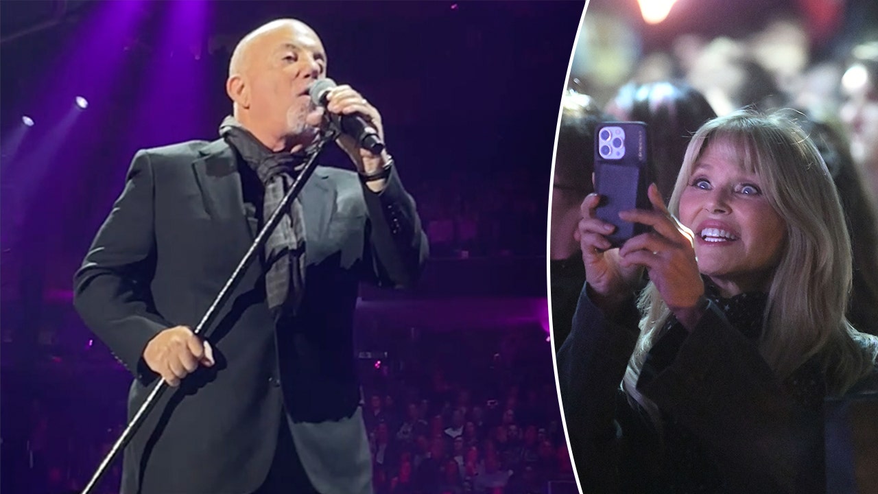 Christie Brinkley’s exhusband Billy Joel serenades her at concert 30 years after split
