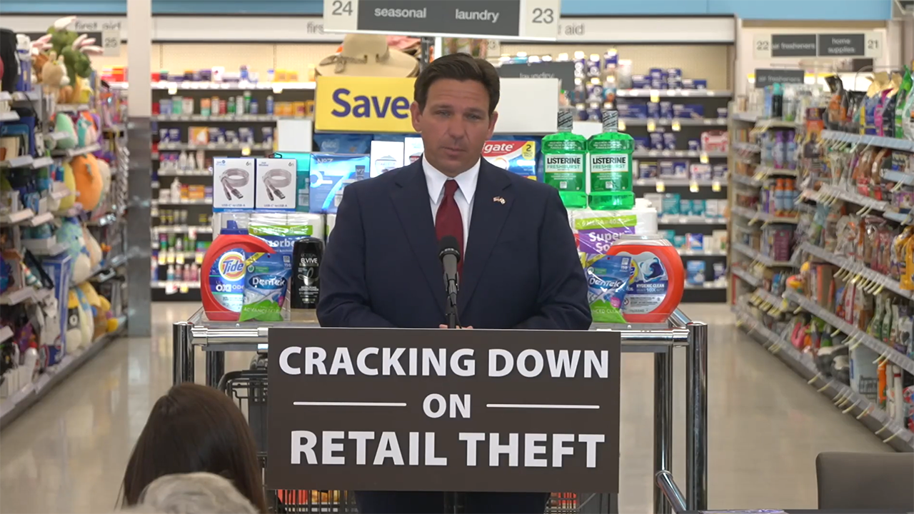 Read more about the article DeSantis rips California, New York policies allegedly fueling retail theft in announcing new Florida crackdown