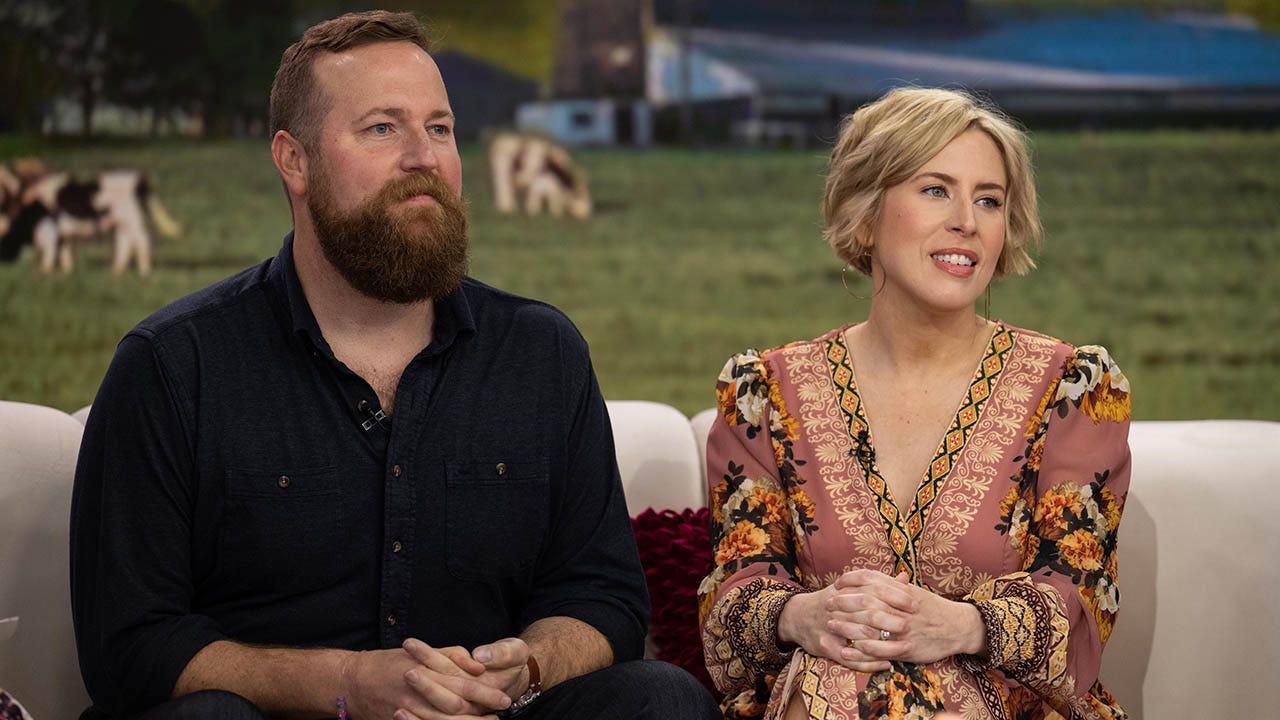 HGTV stars Erin and Ben Napier fire back at 'nasty' comments about houses on 'Home Town Takeover'