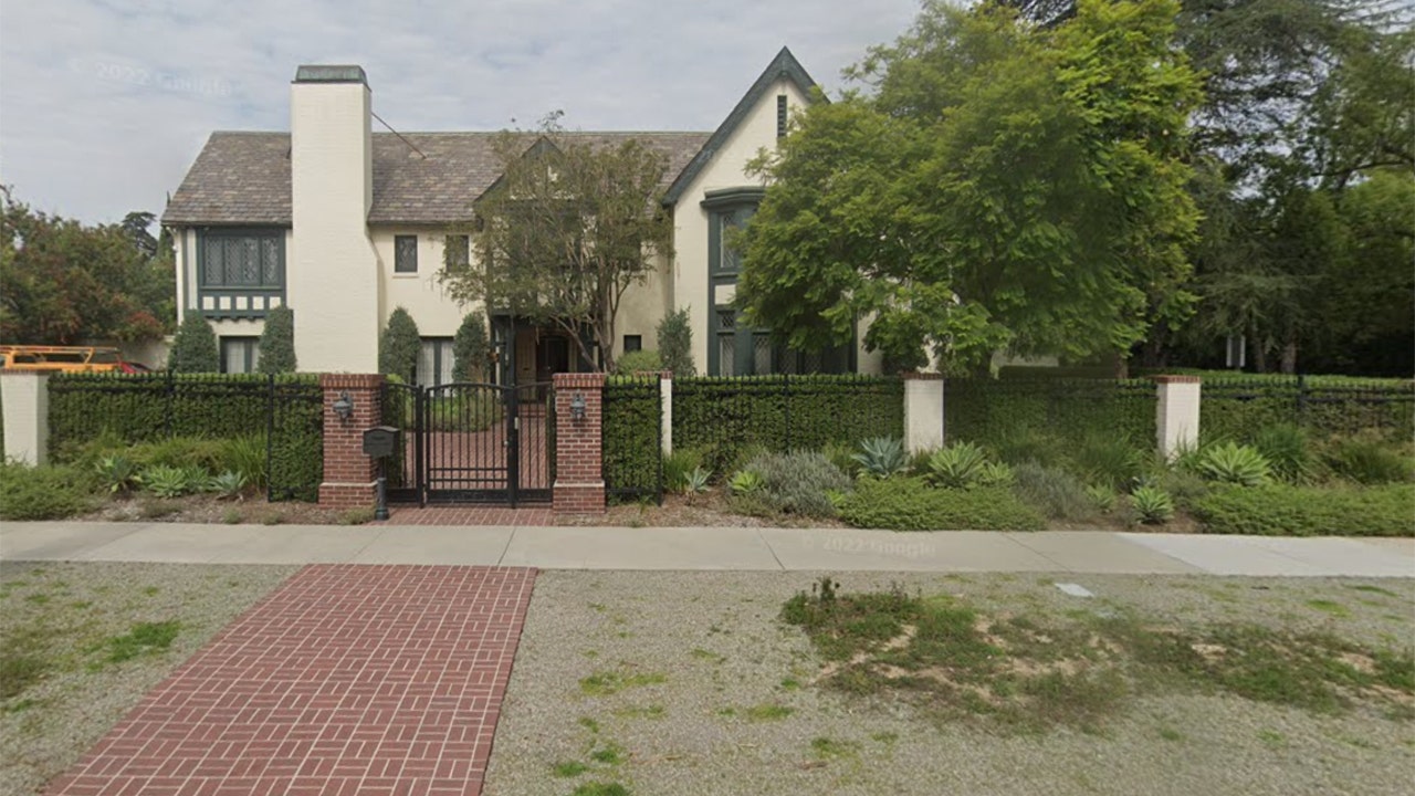 Read more about the article LA mayor’s home broken into while it was occupied, suspect in custody
