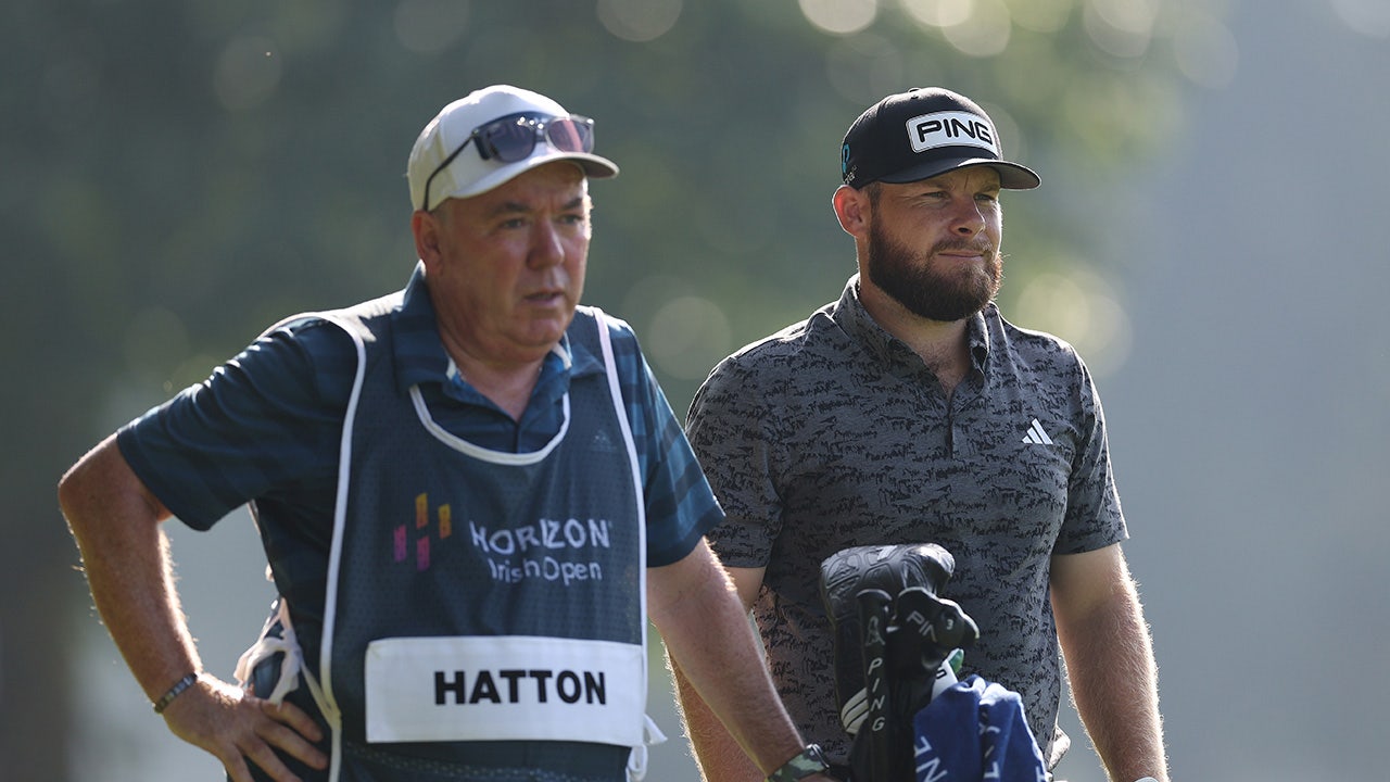 Read more about the article Caddie forced to miss Masters after suffering injury in fall