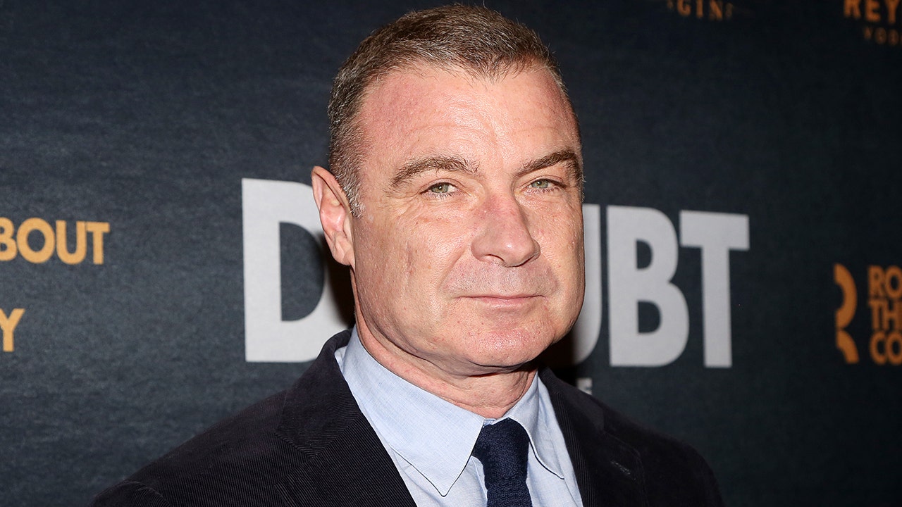Liev Schreiber suffered actor's 'worst nightmare' when his migraine caused amnesia during live show