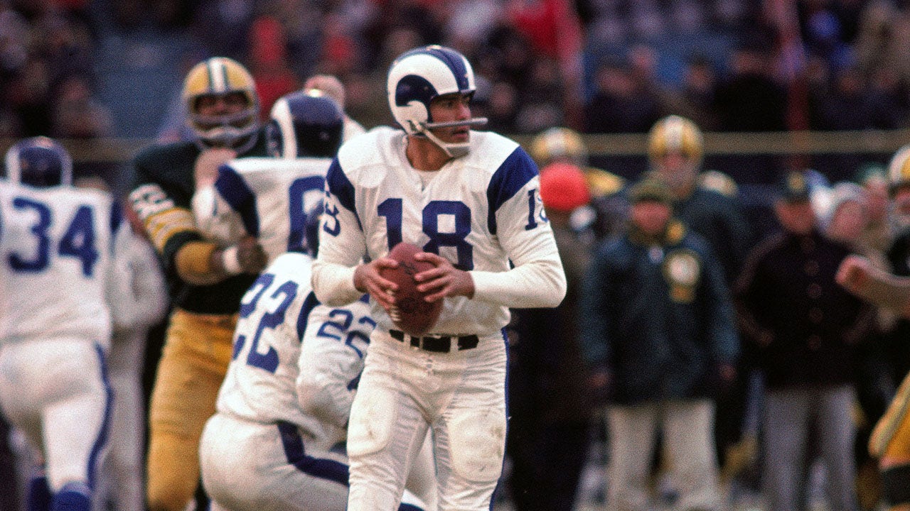 Read more about the article Rams legend Roman Gabriel, who won NFL MVP in 1969, dies at 83