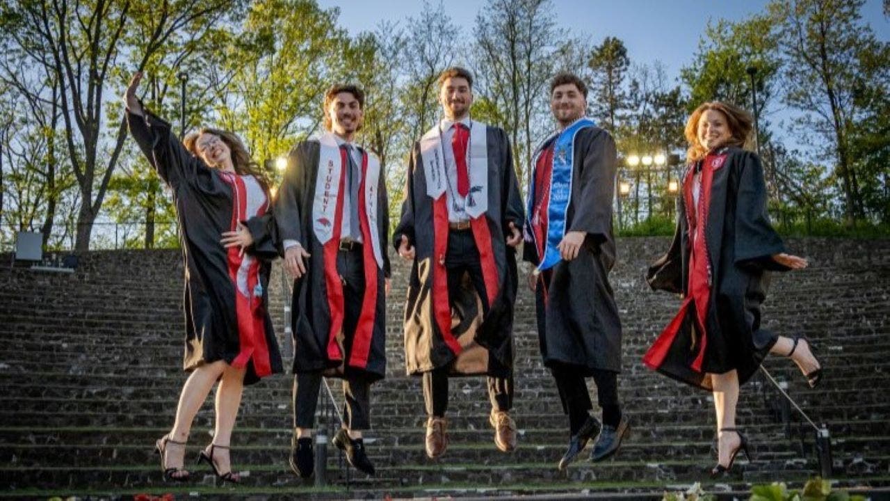 New Jersey quintuplets graduate from the same university together: 'Gigantic moment'