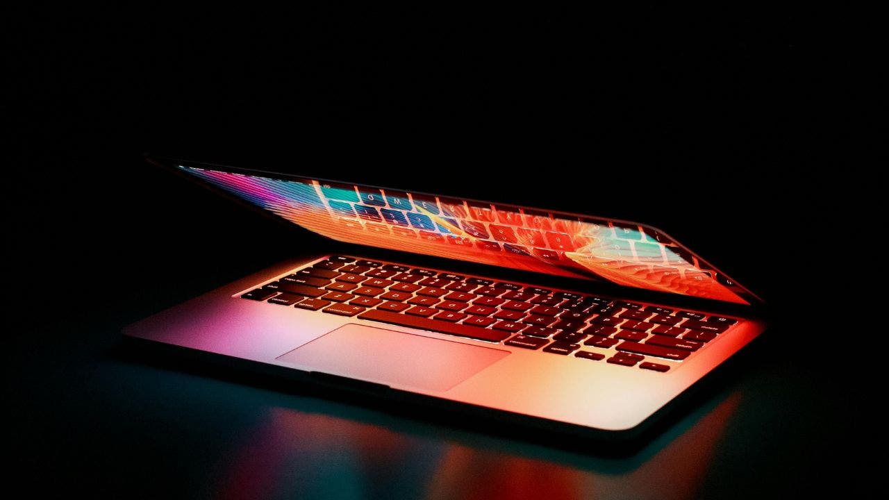 Read more about the article Mac and MacBook hit with ‘Cuckoo’ malware stealing sensitive data