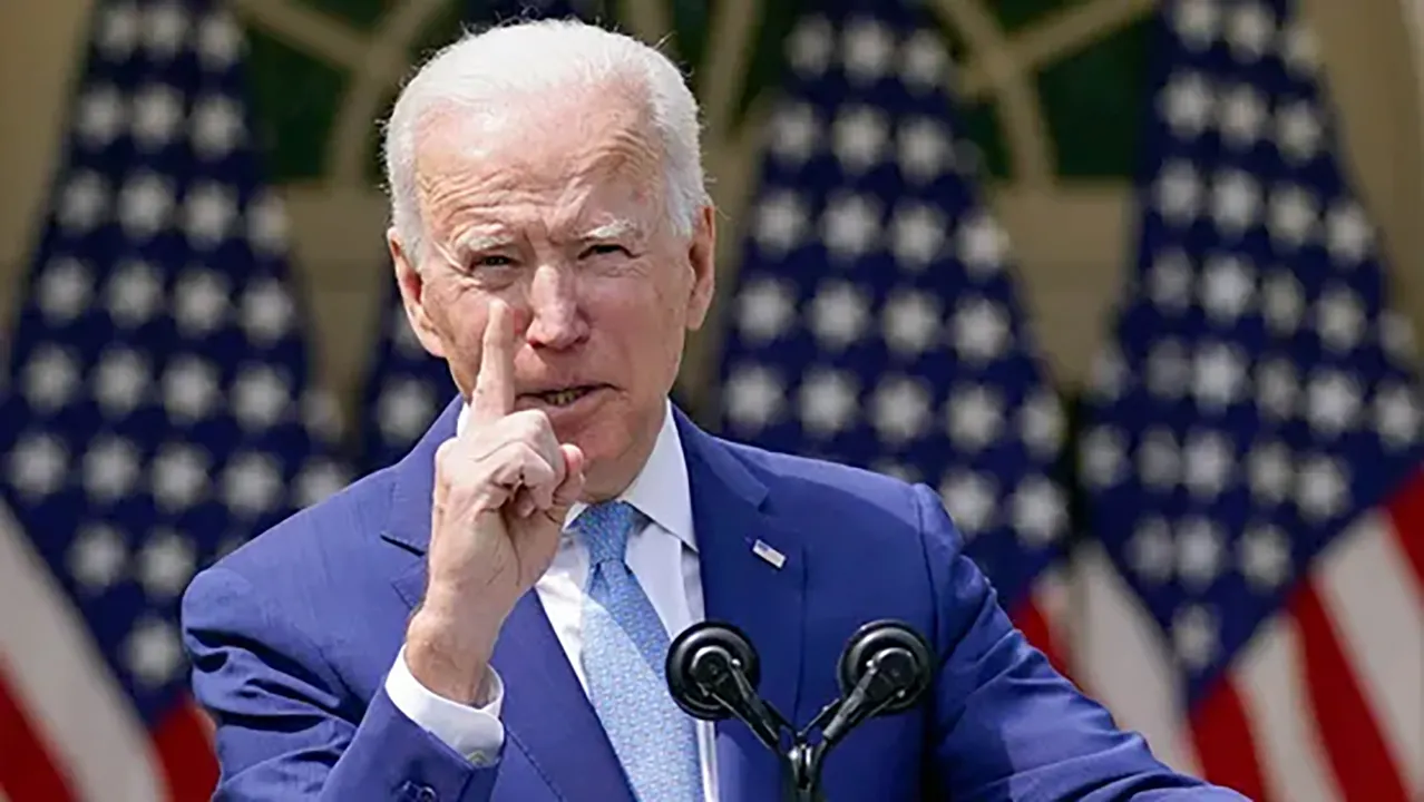 News :Biden ripped for Islamophobia remarks amid antisemitism outbreak and more top headlines