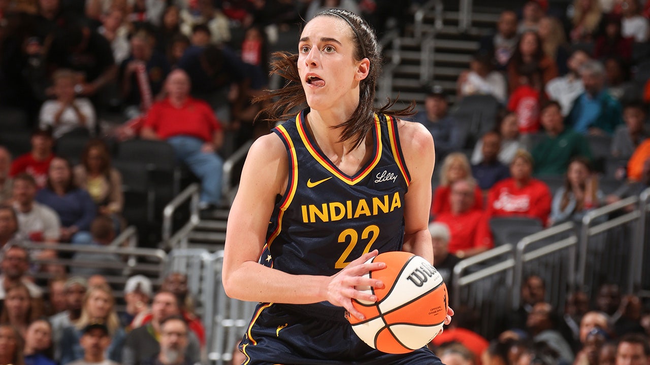 Read more about the article Caitlin Clark gets first taste of WNBA victory as Fever win final preseason game over Dream