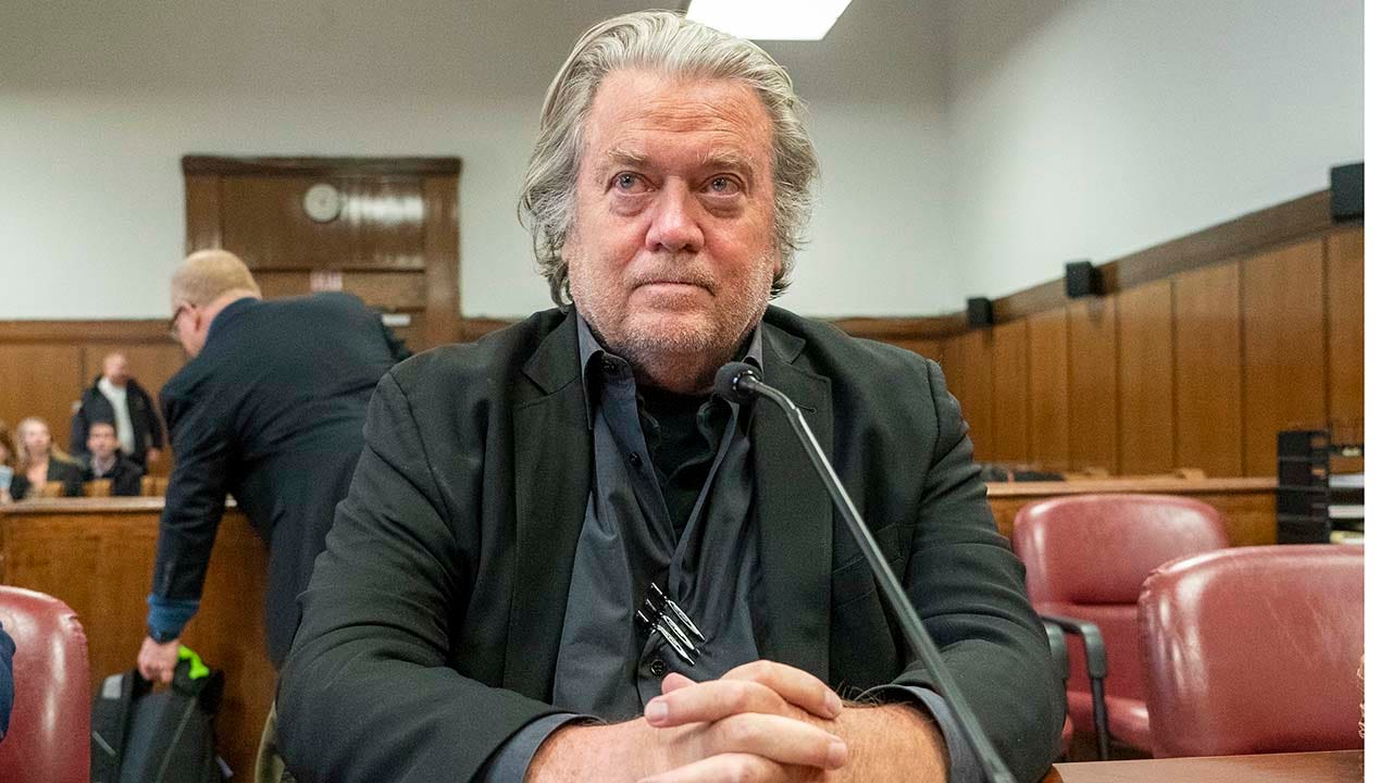Read more about the article Trump ally Steve Bannon loses appeal on contempt conviction in effort to stay out of prison