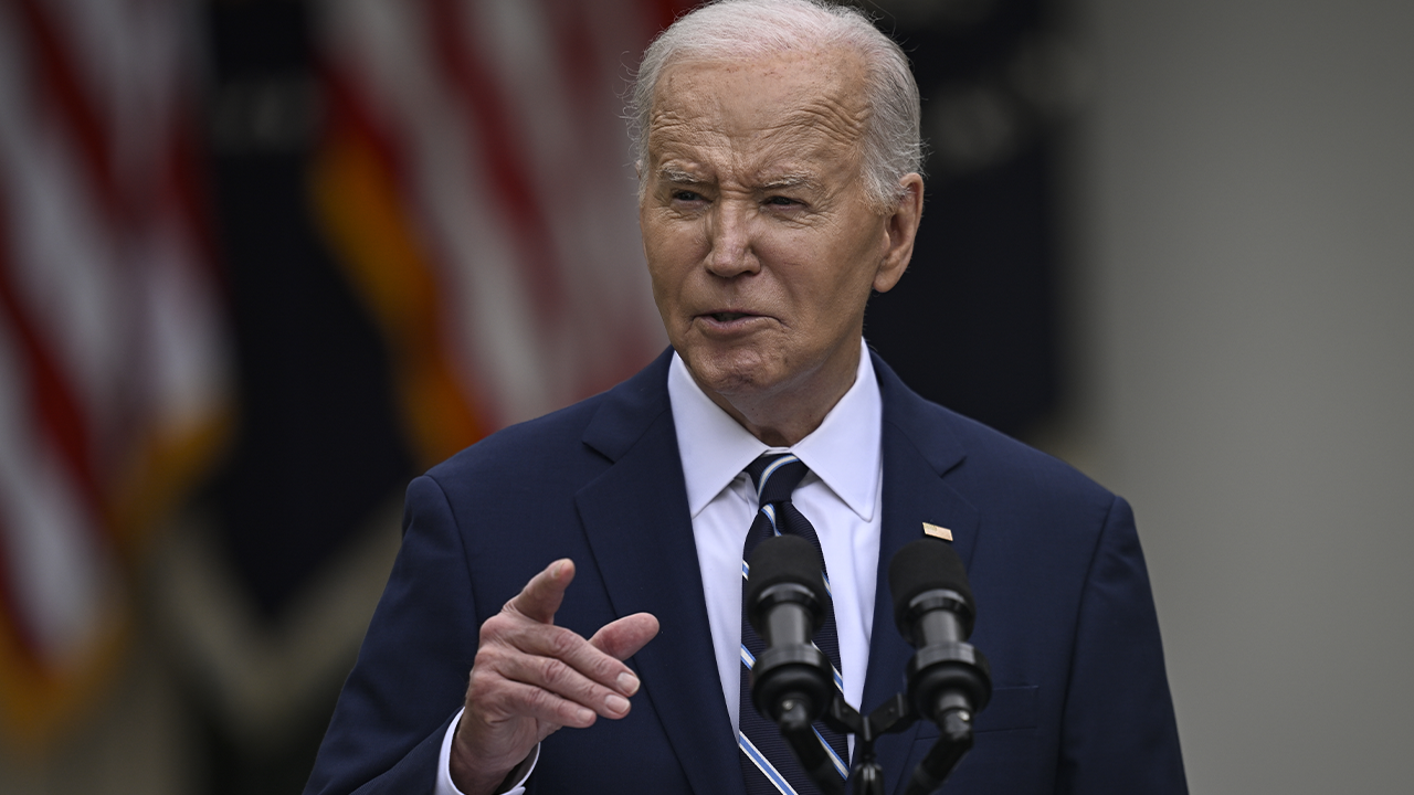 Read more about the article Biden moving forward on $1B in weapons for Israel after previous shipment paused over Rafah concerns: report