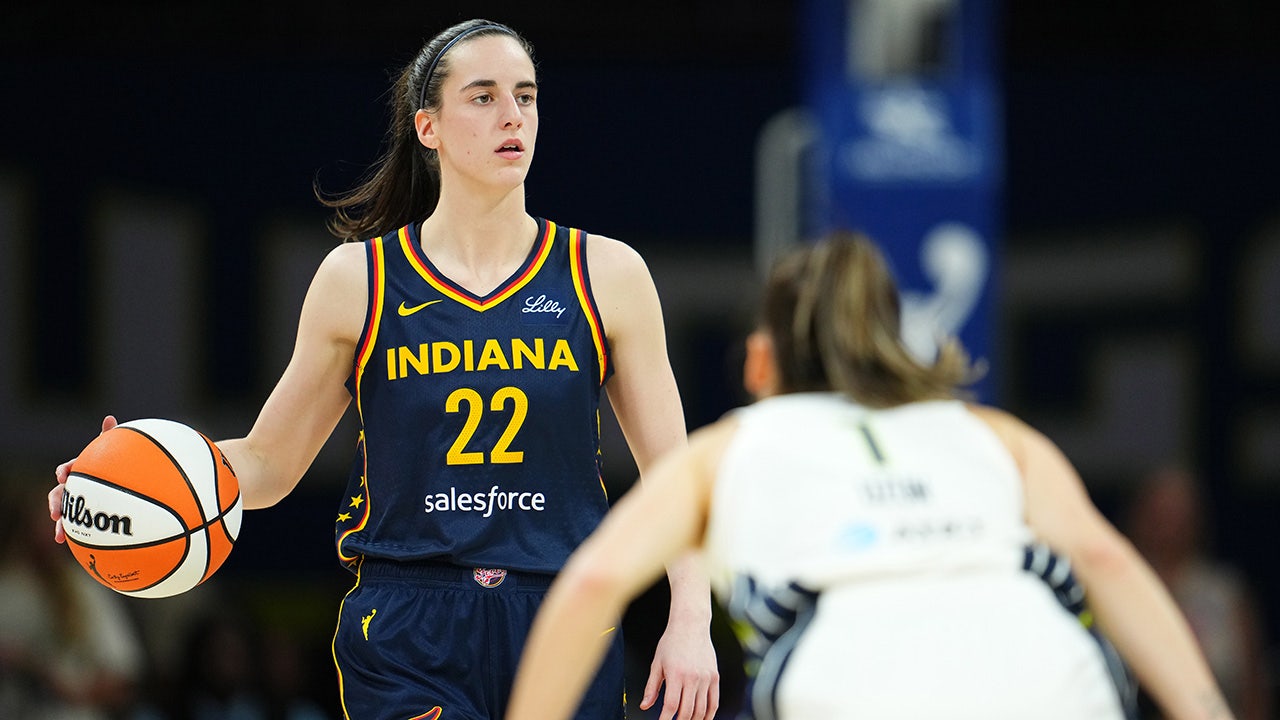 Read more about the article NFL legend ‘looking forward to watching’ Caitlin Clark as she nears WNBA regular-season debut