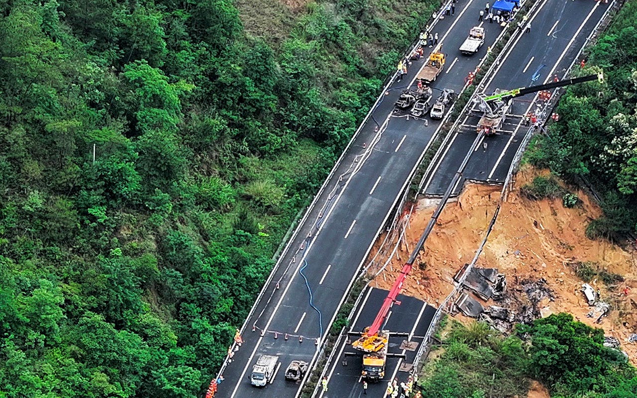 24 confirmed dead after highway collapses in southern China